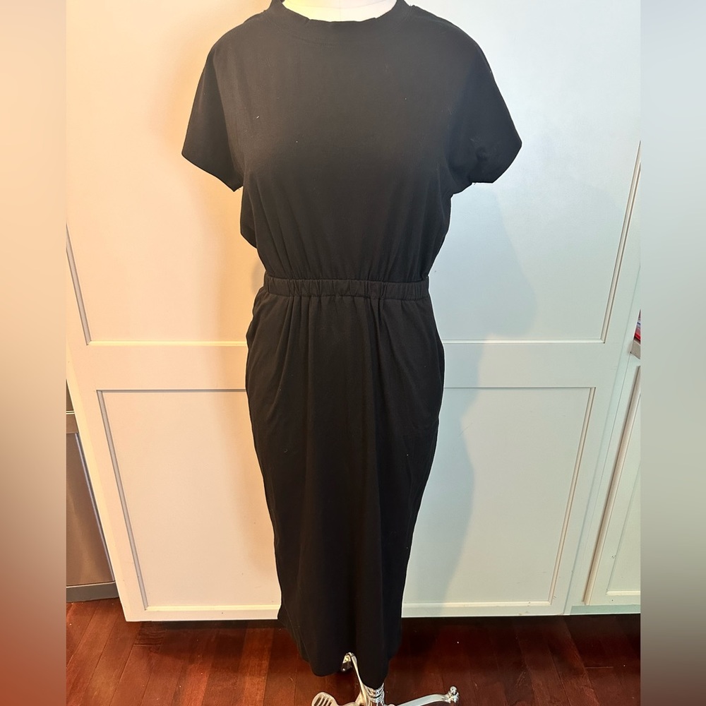 Black cotton midi dress